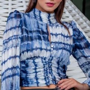 Womens top/ Blouse/ Button down/ Dress shirt